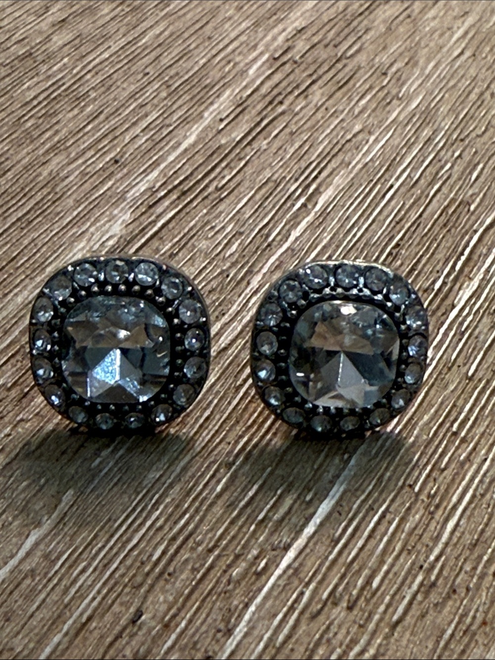 Crystal Halo Stud Earrings - Clear/Gray